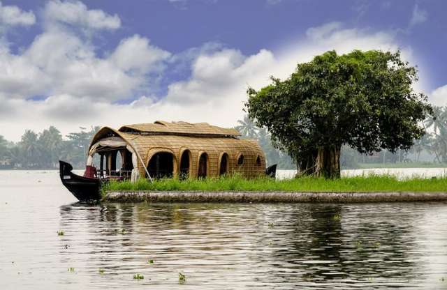 399|COCHIN MUNNAR THEKKADY KUMARAKOM ALLEPPEY 6N