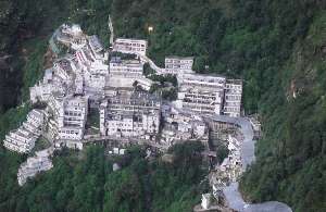 166|VAISHNO DEVI & KASHMIR TOUR PACKAGE